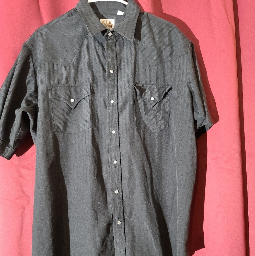 Mens XL Ely cattlemen black button up shirt